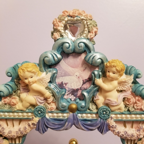 ๐ Vintage Carousel Horse Music Box - Picture 5 of 7